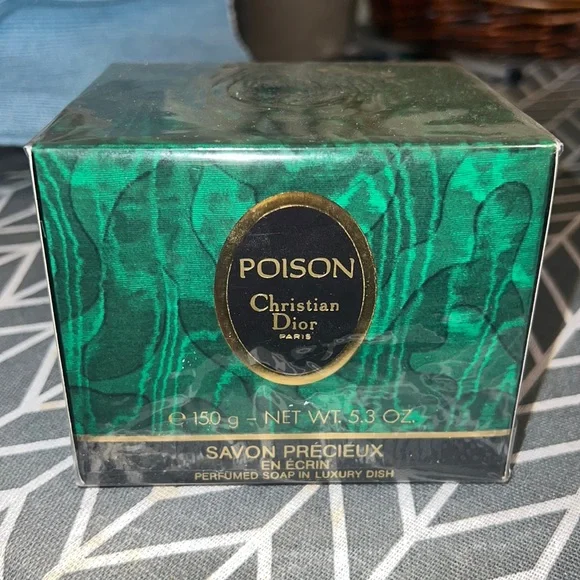 Christian Dior Luxurious Scented Soap & Designer Dish - Picture 2 of 6